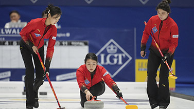 球员需时刻 球员需时刻